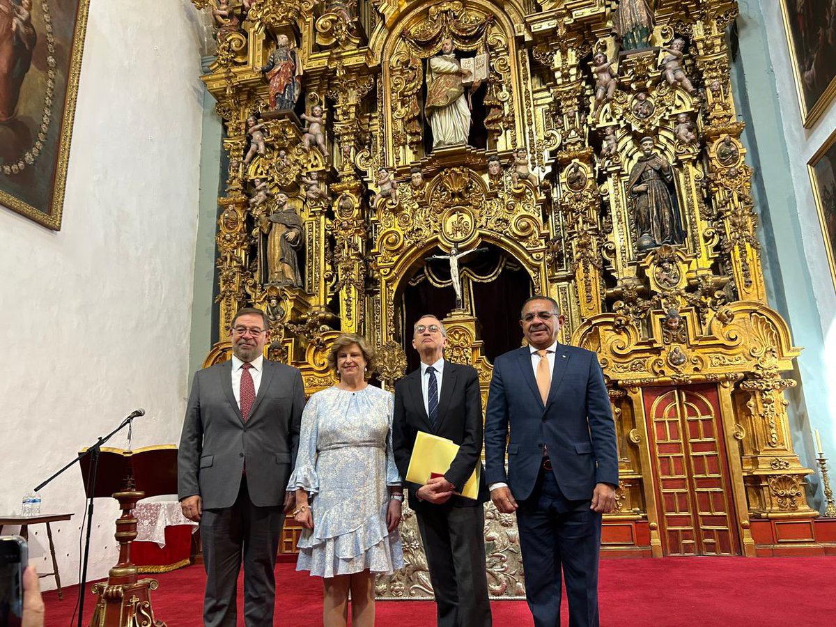 Colegio de Abogados tweet media