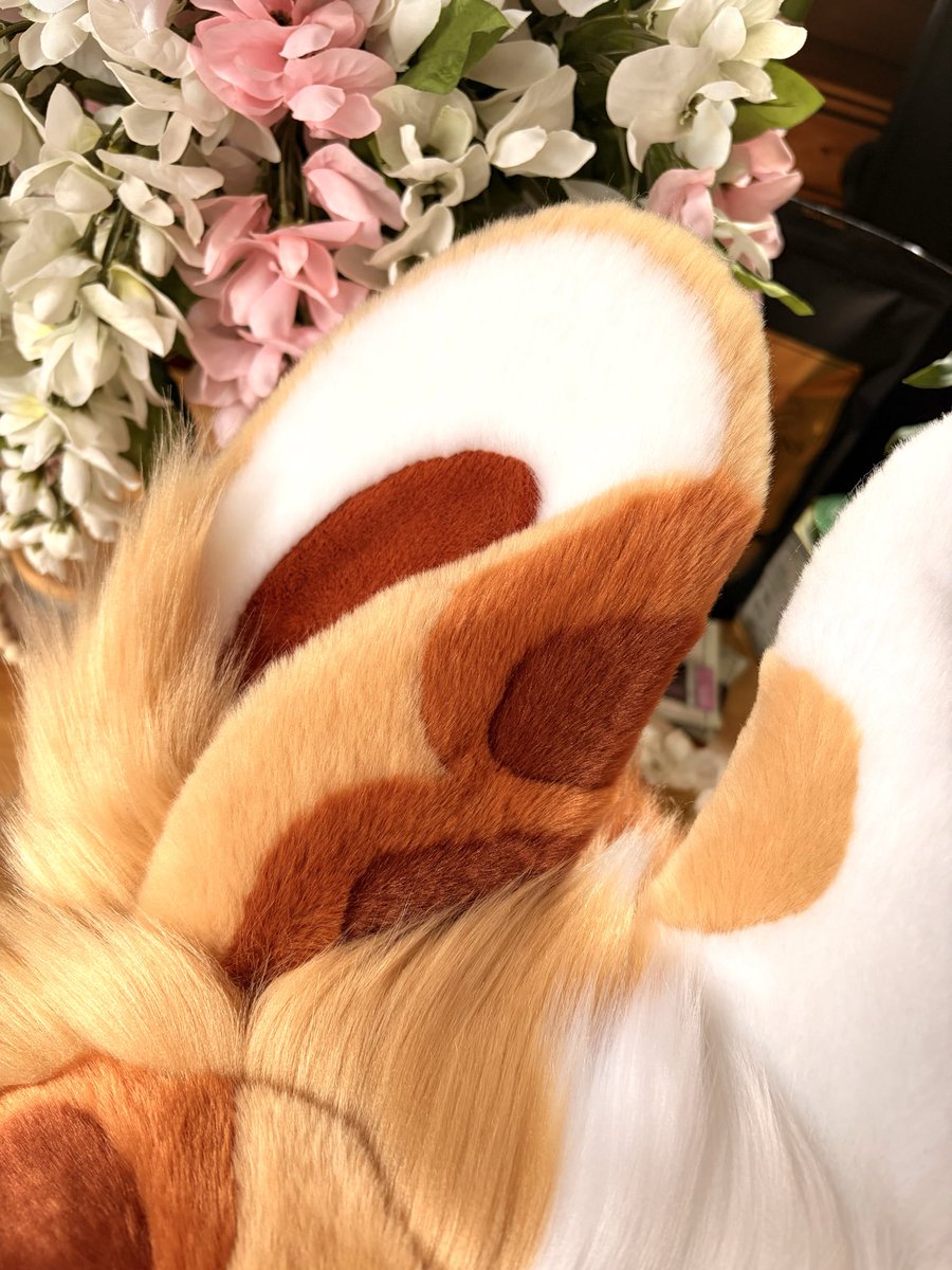 CTW! ✂️🪡 @ Comms Closed!!! tweet media