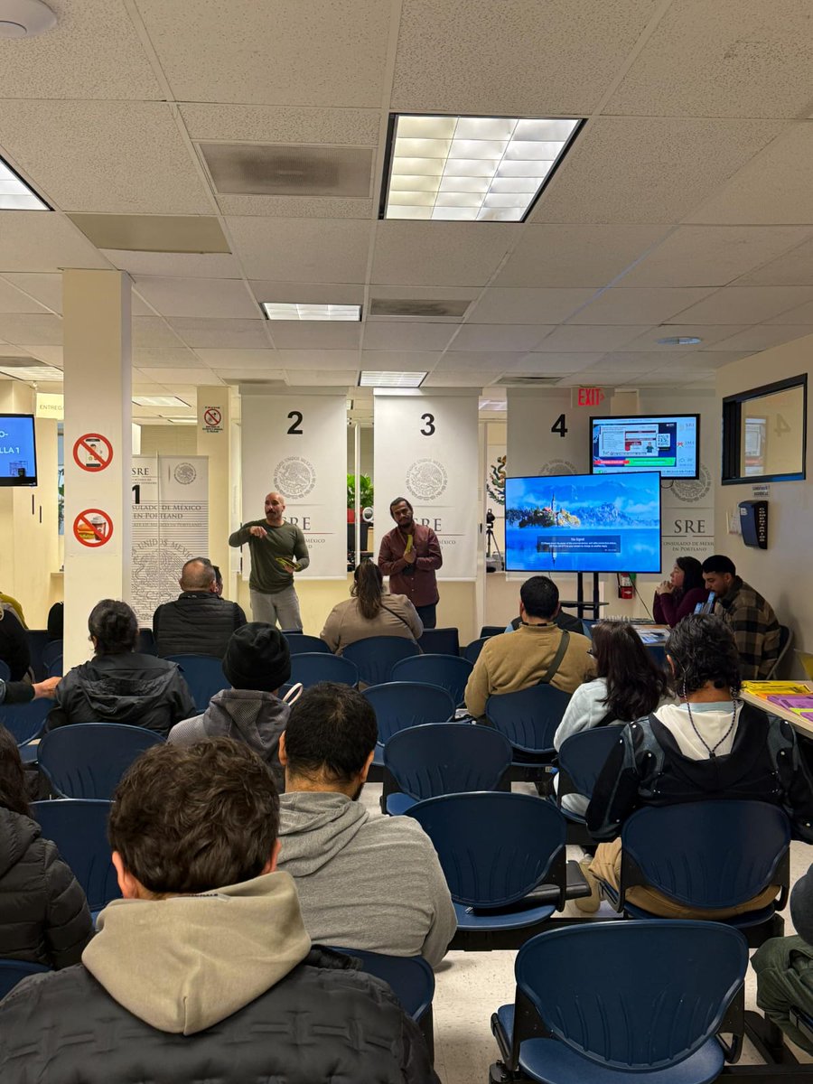 quesnelc's tweet photo. En nuestro miércoles de derecho laboral en @ConsulMexPot , agradecemos la participación de #OregonOSHA 🧑‍🌾 @worksourceor 👩‍🏭 y @paidleaveoregon 🗓️, quienes compartieron valiosa información sobre los derechos de las trabajadoras y trabajadores en Oregón
#ProtecciónPreventiva https://t.co/2gM23HCaXM