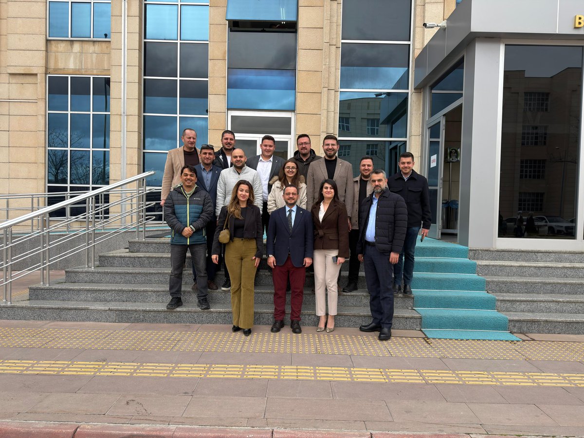 📢19. Dönem Yönetim Kurulumuz İlk Toplantısını Gerçekleştirdi

Mazbatasını alarak resmen görevine başlayan 19. Dönem Yönetim Kurulumuz, ilk toplantısını gerçekleştirerek görev dağılımını tamamlamıştır.