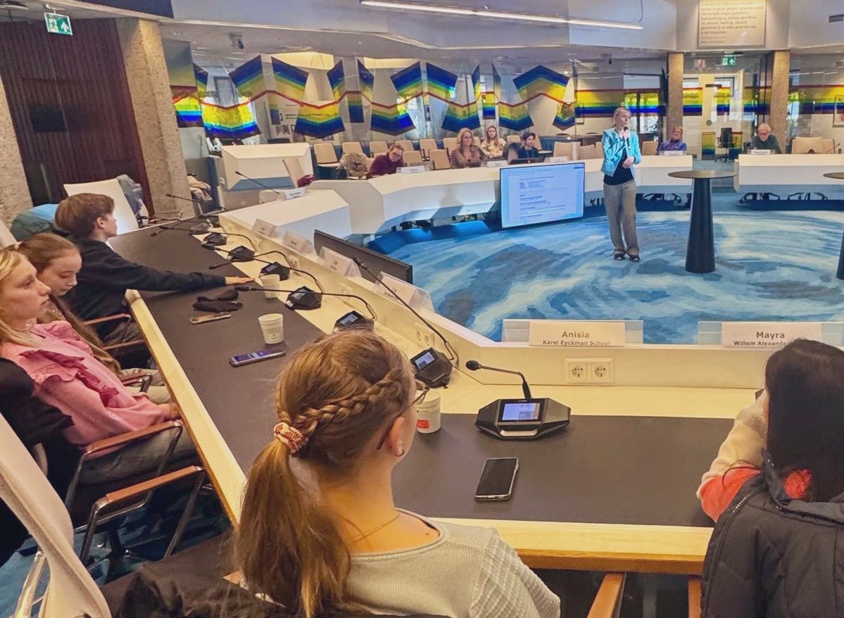 Floor Gordon tweet media