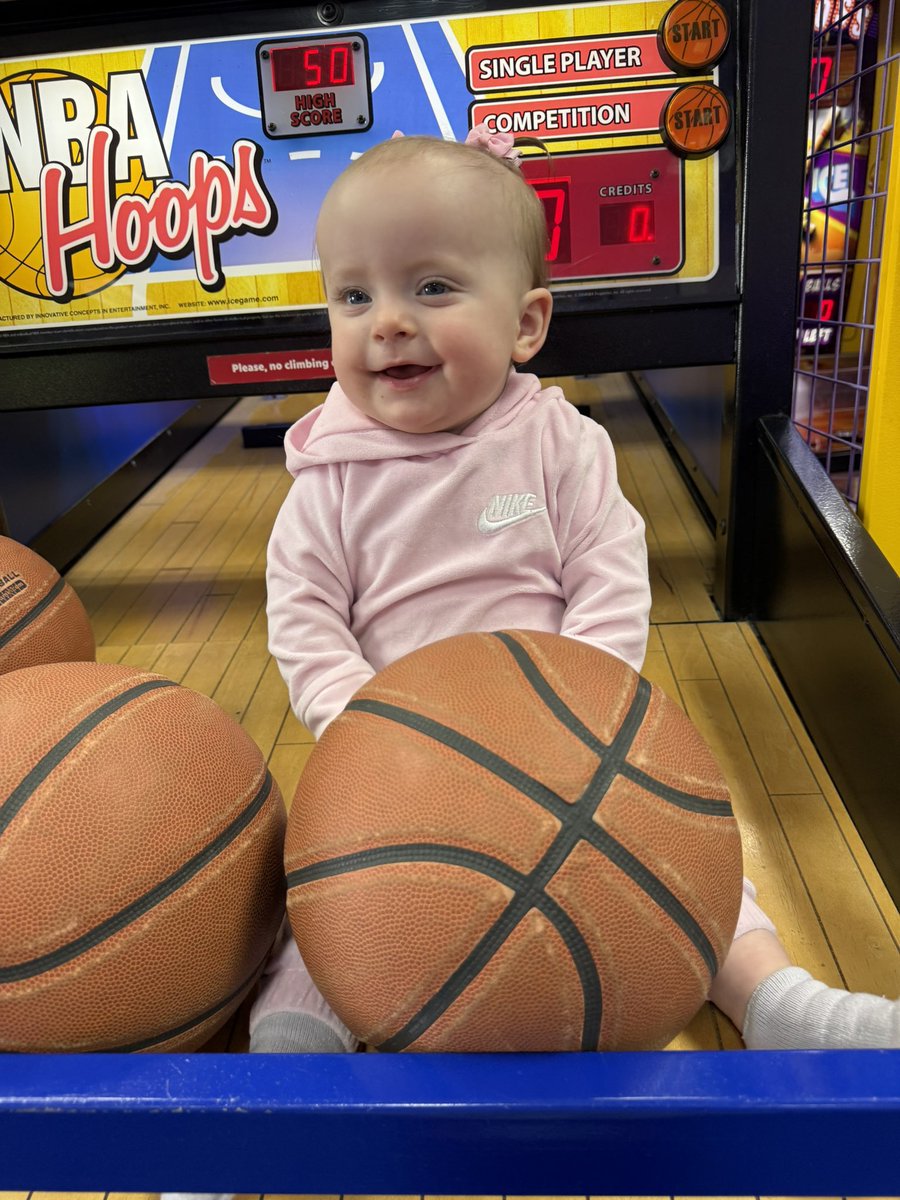 Harley ✨ tweet media