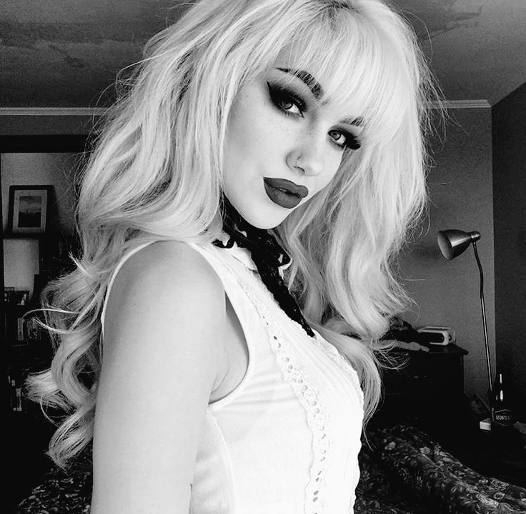 ‘ Fee . tweet media