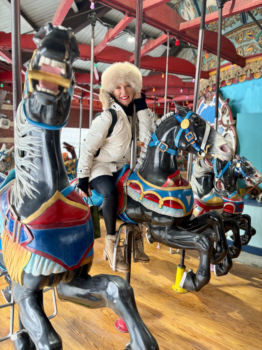 Dawn Neesom tweet media