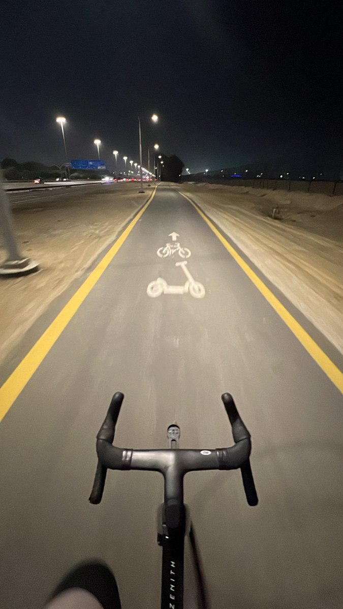 _9weel77's tweet photo. First night of Ramadan ride 🚴‍♂️ https://t.co/rSdOhtznSs
