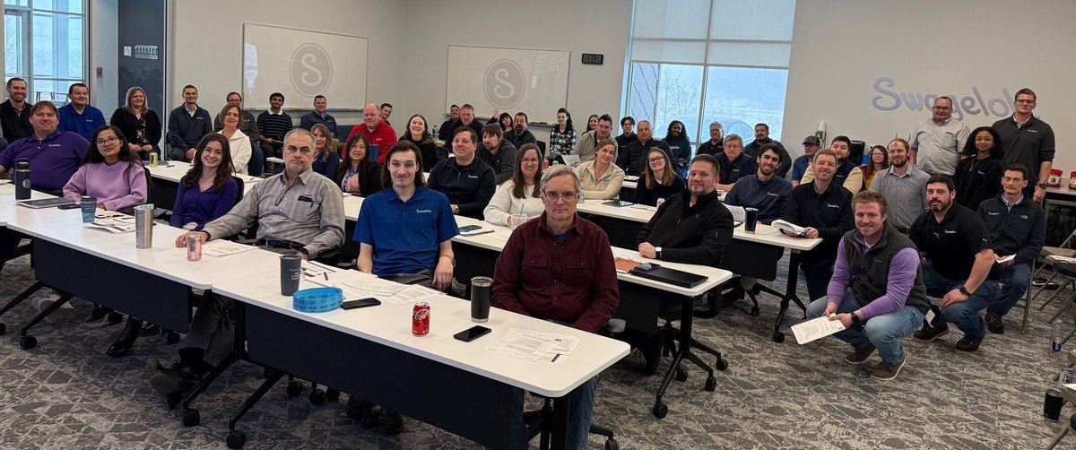 It's snowing outside in Minnesota but the Swagelok Minnesota | North Dakota | Appleton team is inside having an all-company meeting! It is great when the team gets to have time together.