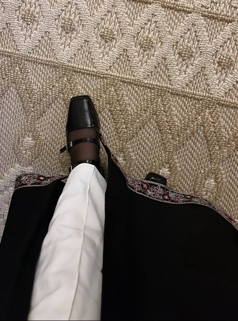 FIRVA🫧. tweet media