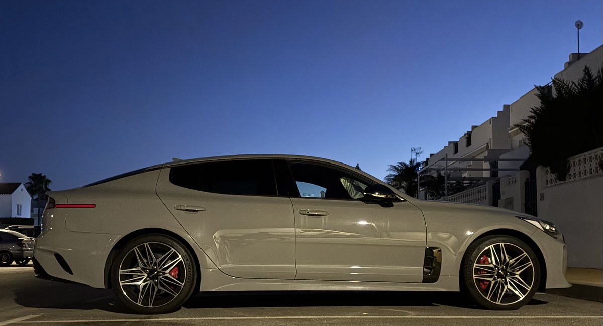 MarkLaneF1's tweet photo. Is this a car or is this a car? 🚙💨
#KIAStinger https://t.co/km8IG2KNOL