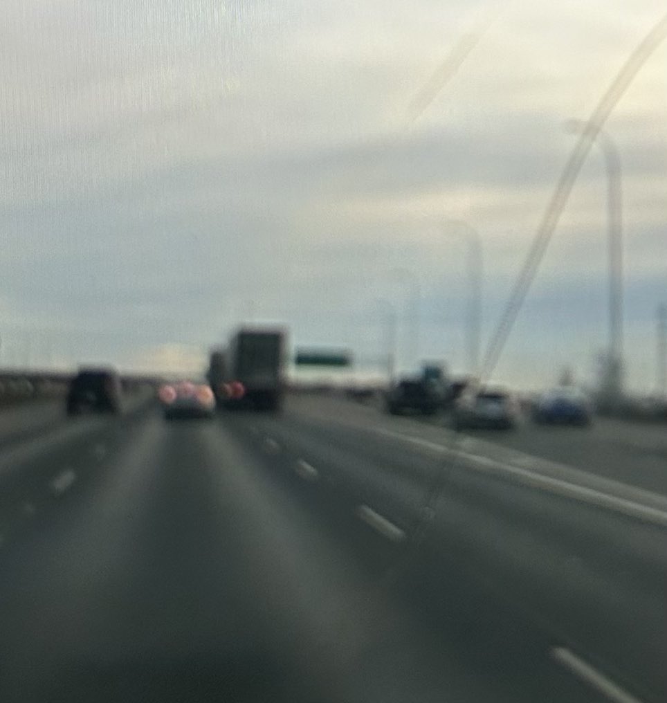 JoeBuck1973's tweet photo. @PurolatorInc On February 3rd at 16:36 at SB Deerfoot Tr and Stoney Tr approaching Calgary your truck driver 502250060 dangerously cut off other drivers. https://t.co/JgEjNQXmuR