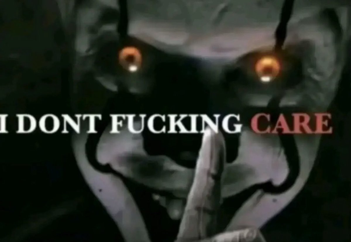 suselle is “problematic medias” and i love it #SapphicsUnite