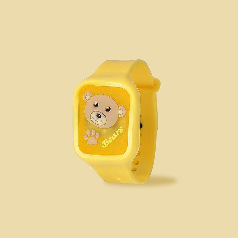 UnicunShop's tweet image. Say goodbye to pesky mosquito bites! 👋  Our Mosquito Repellent Bracelets are perfect for keeping your little adventurers safe and bite-free on all their outdoor escapades. 😎 Shop now: unicun.com/product/lightw…  #MosquitoRepellent #KidsOutdoorGear #SummerFun 🦟☀️🎉