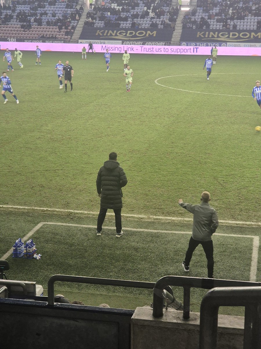 Tomas mount tweet media