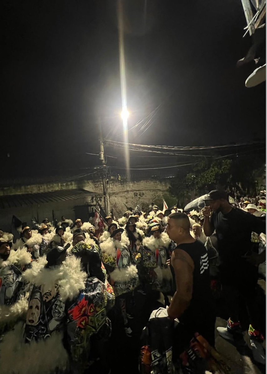 ESSA HORA NÓS SO TEMOS QUE ABRAÇAR O PAPO DO MANO 🇦🇫💣 .... 01