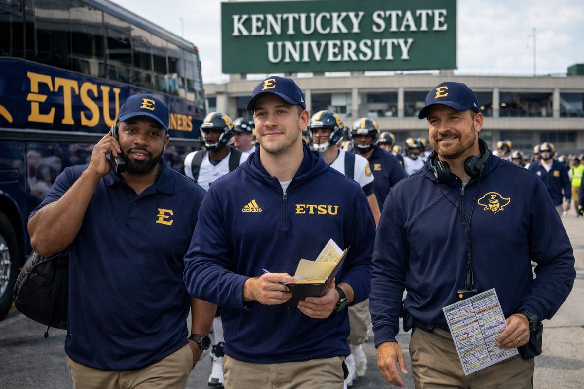 RFCL_UTCMocs's tweet photo. The Coaches have arrived at KSU ahead of tonights match up. Tune in at 8:30pm ct tonight for all coverage of tonights game on RFL Twitch channel. https://t.co/hE3NzIKu3q