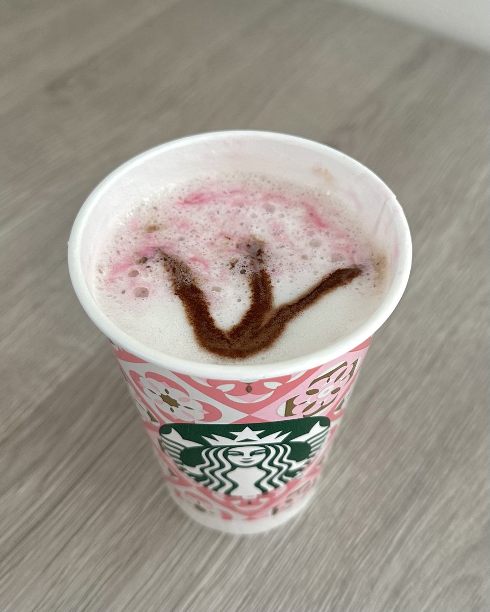 🌸桜咲くよラテ Tall ¥630 桜の香りはふんわり系で強すぎないから飲み