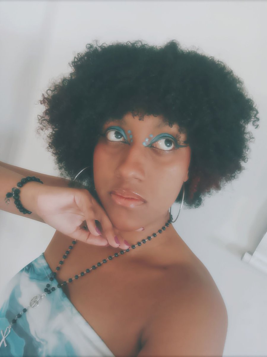 𝓜ilo bolo de pote ☆⋆｡ tweet media