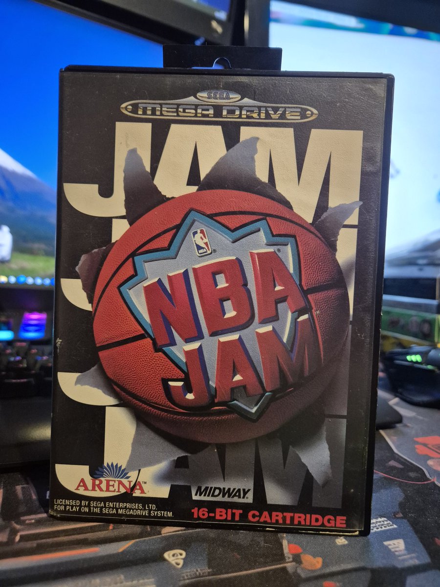MrTomFum's tweet image. Thanks to @VG_HOF for talking about this game on their latest pod. Made me remember how good it is on MD, so I picked up a copy.  Whoooooooh, hes on fire!!!!  #nbajam #segamegadrive #sega