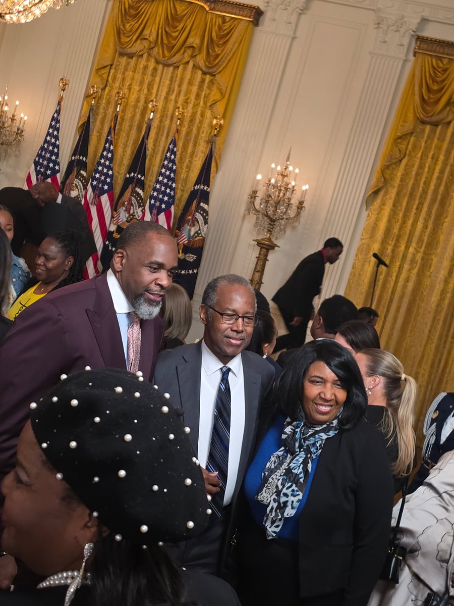 KSBlackGOP's tweet photo. KBRC IS IN DC FOR #BlackHistoryMonth. #ksleg 

The @KSGOP was invited to the White House for an event commemorating #BlackHistoryMonth.

KBRC members met cabinet officials of President @realDonaldTrump's and heard great speech from the man himself. https://t.co/ZQgqWYXuCr