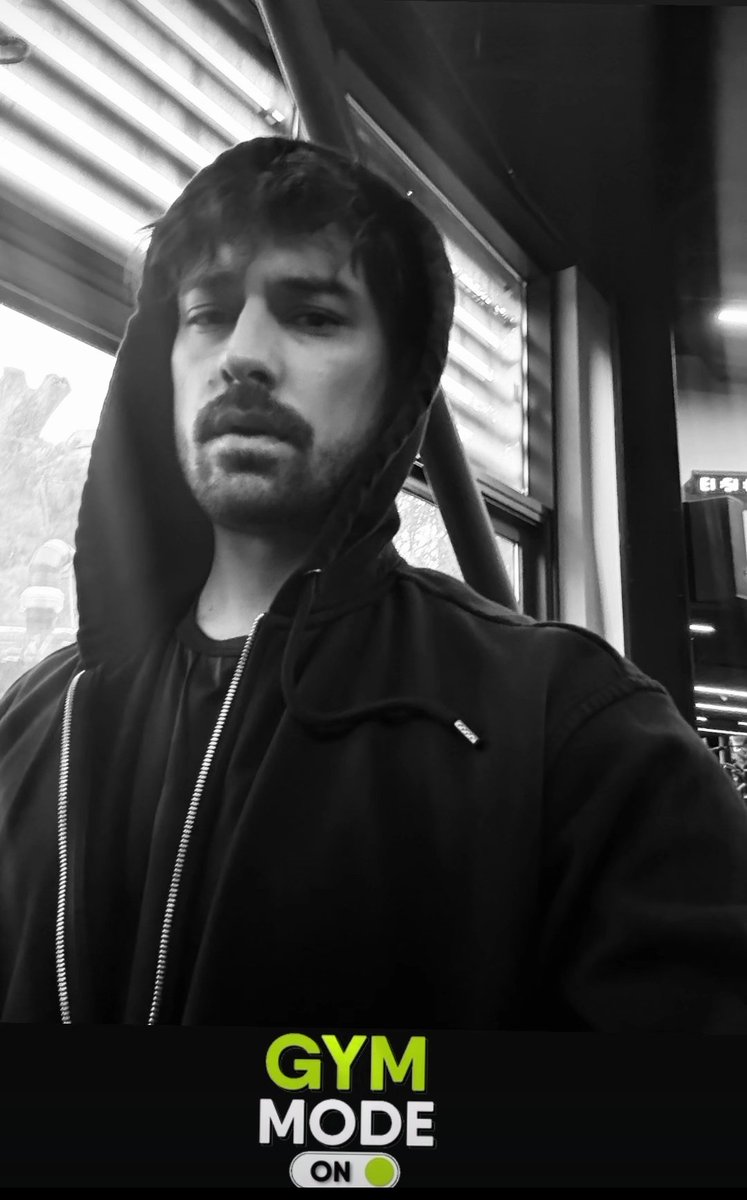 Daha çok bekleyeceğiz setten fotoğrafı, Alp gym modunda 😏