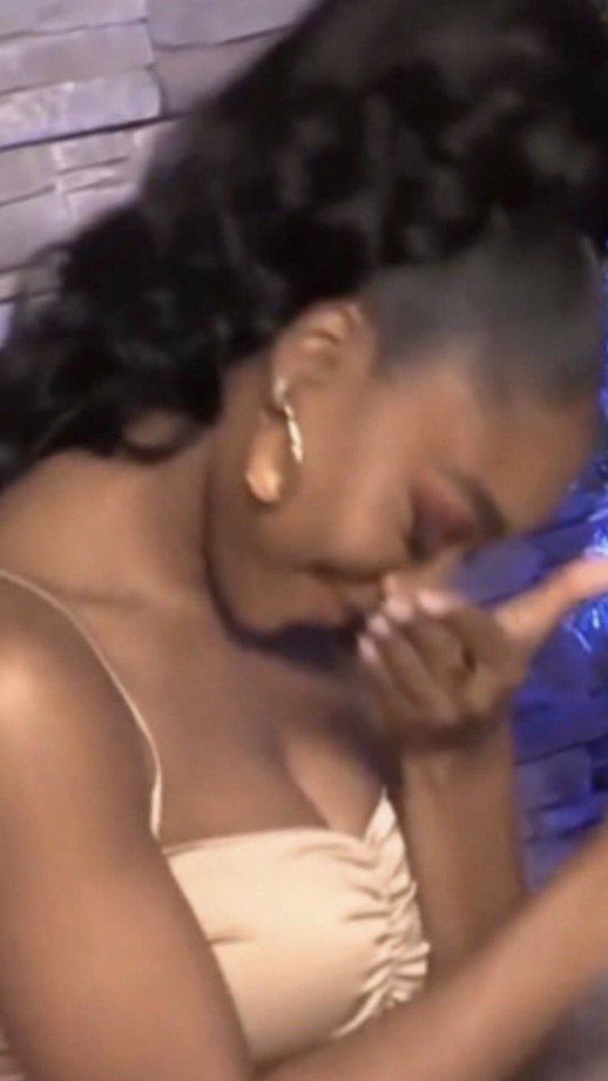 <a href="/imfynerthanfyne/">yasmine</a> “broke up with my boyfriend” girl you not done with him either