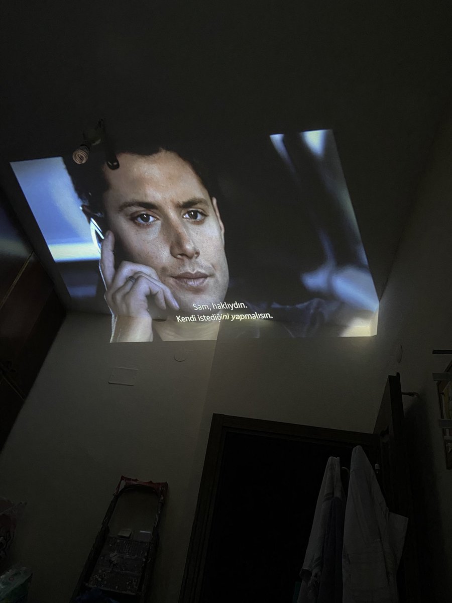 duranaliozkaya's tweet photo. İki projeksiyonum var , ikisinden de memnunum . Biri Havit PJ209 Pro diğeri ise Viewsonic M1 Max. Videodaki M1 Max , batarya ile şarj edilme imkanı var , Harman ses sistemine de sahip. Havit, tam fiyat performans ürünü.İkisi de 1080p ancak benim için gayet yeterli. İlk iki video koleksiyon hesabım için çektiğim videolar. M1 Max ile elde edildi , ikinci görseller ise Havit Pj209 Pro ile elde edildi.