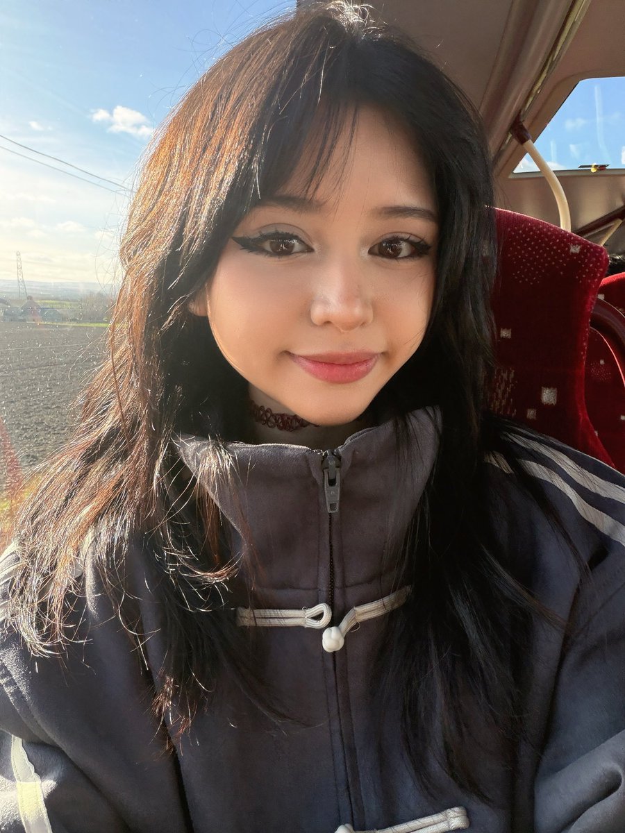 SO BRIGHT but I went outside