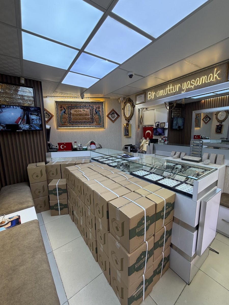 Kıymetli Ağabeyim Gücümün Yettiğince İhtiyaç Sahibi Ailelerimize Erzakların Hepsini Dağıtmış Bulunmaktayım. Sizde Uygun Görürseniz Hersene Yaptığınız Ramazan  Kumanyalarının Bu Bölgeye Ait  Varsa Manisa’da Dağıtma İşmeni Başım Gözüm Üstüne Yapacağımdan Hiç Şüpheniz Olmasın