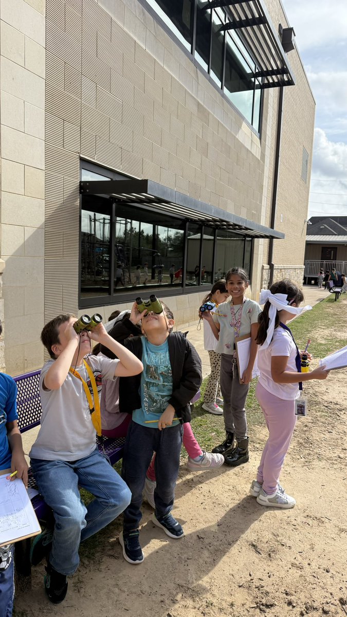 MrsMartinez71's tweet photo. Science is extremely cool! My students observing objects in the sky using binoculars… comparing how objects can be seen with their eyes or using instruments!🔭 @MJEjags @MJE2ndGrade https://t.co/Kuo9EsRJqw