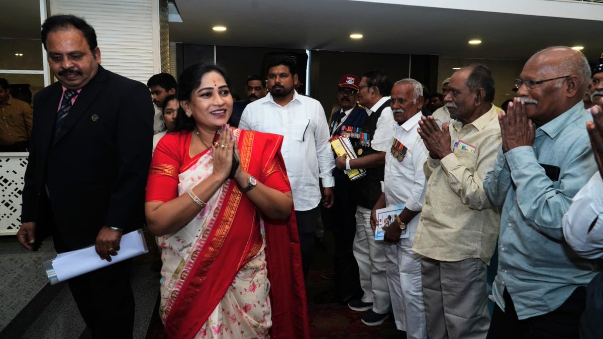 HomeMinister AP tweet media