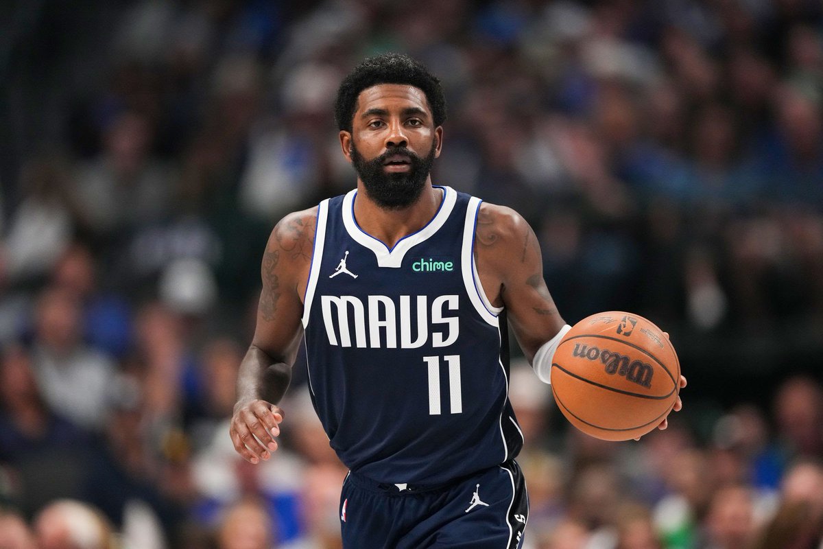 Mavs Lead tweet media