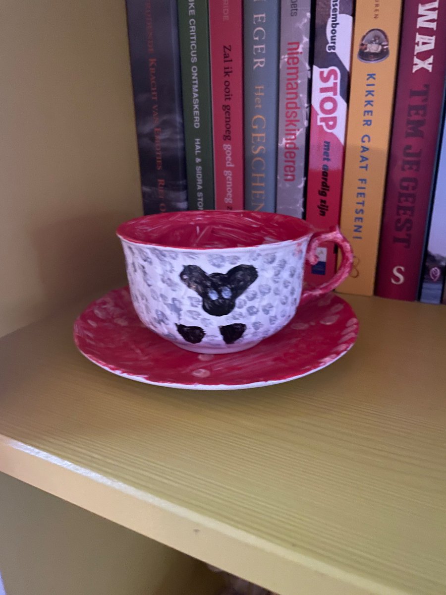 Fiekje1988's tweet photo. Wat doen jullie met dit soort goed bedoelde cadeaus?๐ฌ๐ฌ๐ฌ
#notaskingforafriend https://t.co/gtDUZIViuP