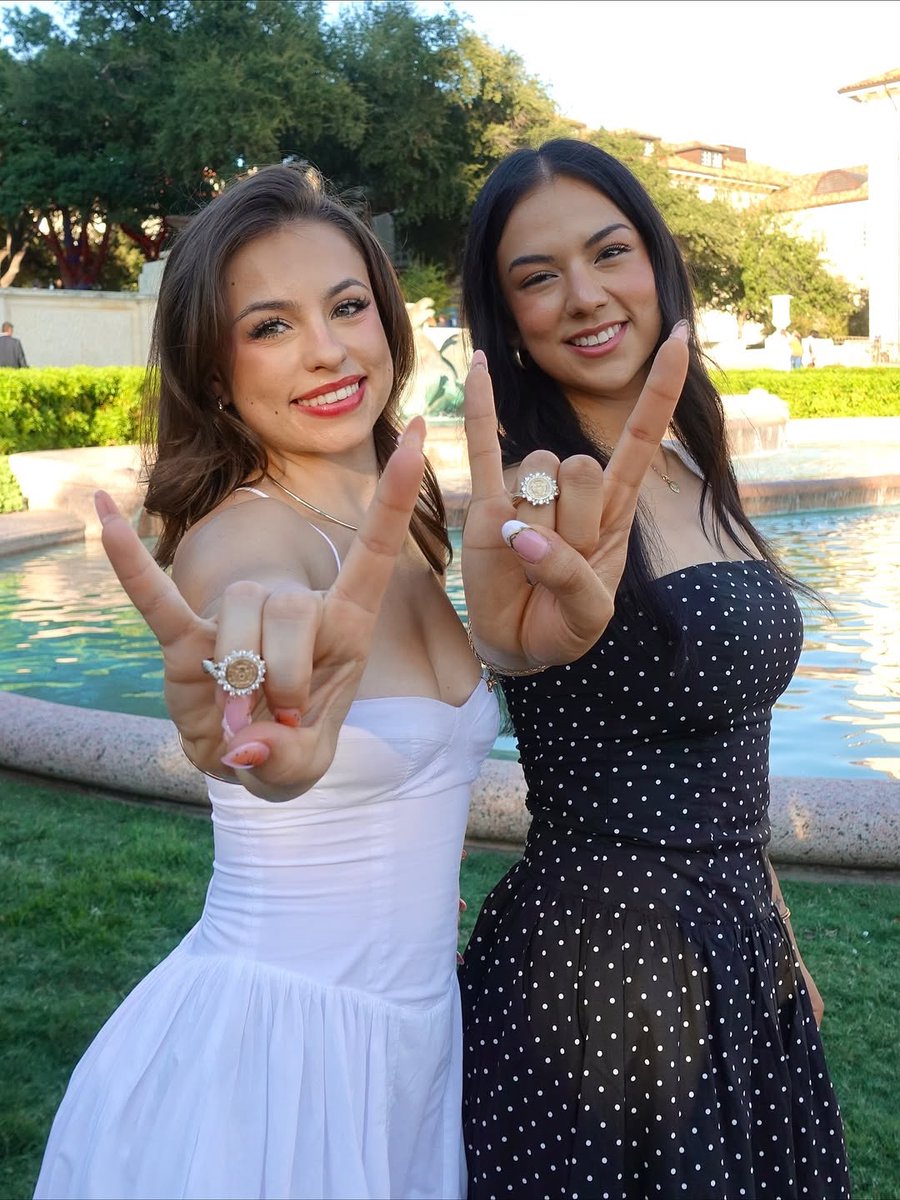 Texas Exes tweet media