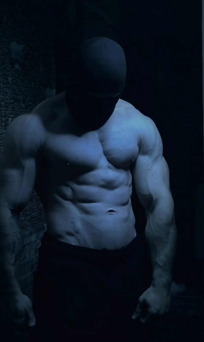 αмαяιѕ tweet media