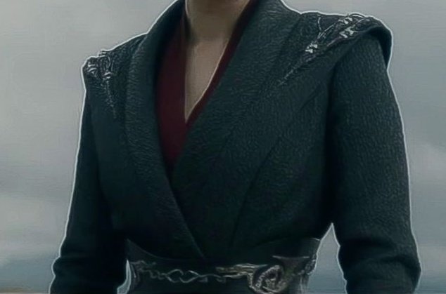 aemmadaenerys's tweet image. Pelo que eu vejo a descaracterização da Rhaenyra vai continuar e ela vai só usar esse figurino mediocre que parece um kimono de karatê feio nem para ser uma armadura decente