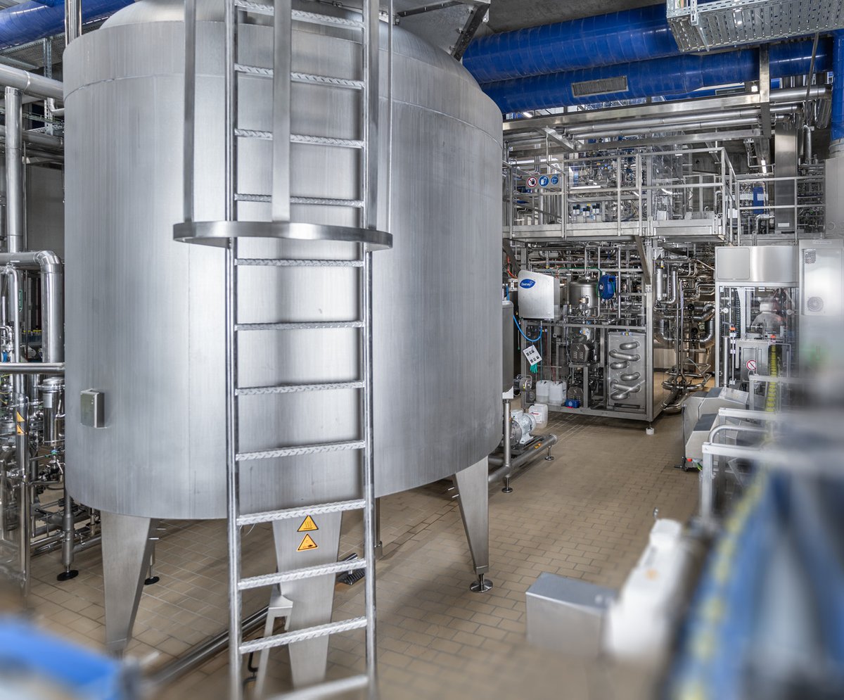 KronesAG's tweet image. Have you ever seen this one? 🤔

👇Tell us the name of our machine in the comments! 👇

#Krones #KronesAG