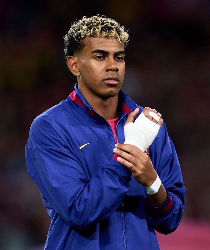 Lamine Yamal doesn’t provoke opposition fans
Lamine Yamal doesn’t provoke opposing players
Lamine Yamal doesn’t fight on the pitch
Lamine Yamal doesn’t insult referees

All he does is play football, yet he’s the most hated players on this app