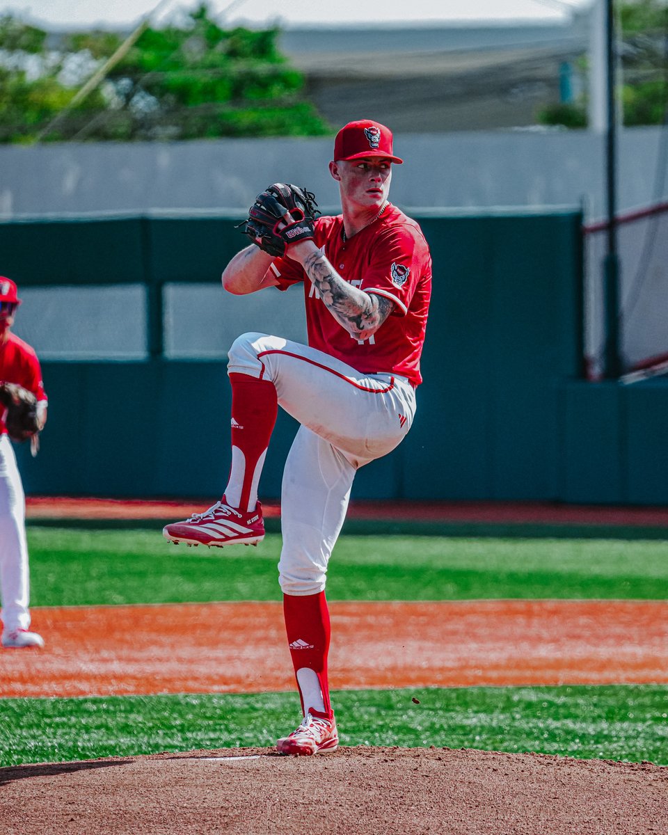NCAABaseball's tweet photo. https://t.co/A01dkVjyJX