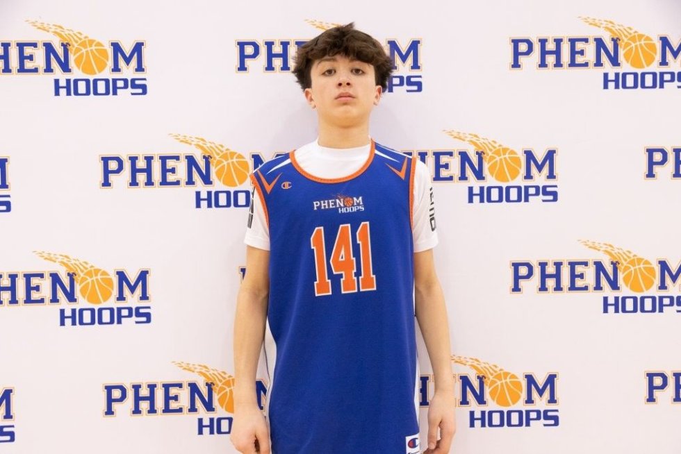 Phenom_Hoops's tweet photo. Phenom Hoops Middle School Camp Evaluations: Team 3 #PhenomMSCamp #PhenomHoops 

2030 Travor Devos
2030 Justin Johnson
2030 Demarius Washing
2030 Jaiden Dickens
2030 Aaron Bublitz
2030 Kyree Allen
2030 Brady Florenza
2030 Hart Smith

Read: https://t.co/pa6LdTICIY