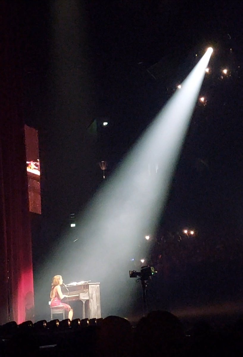 AllgudS's tweet photo. @RayeUpdate @Independent It was incredible from start to finish https://t.co/6uKU5kSBRe