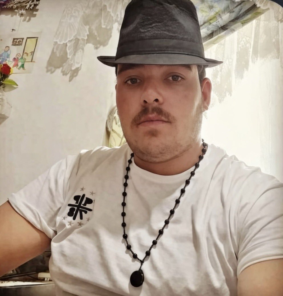 Bi sangar tweet media