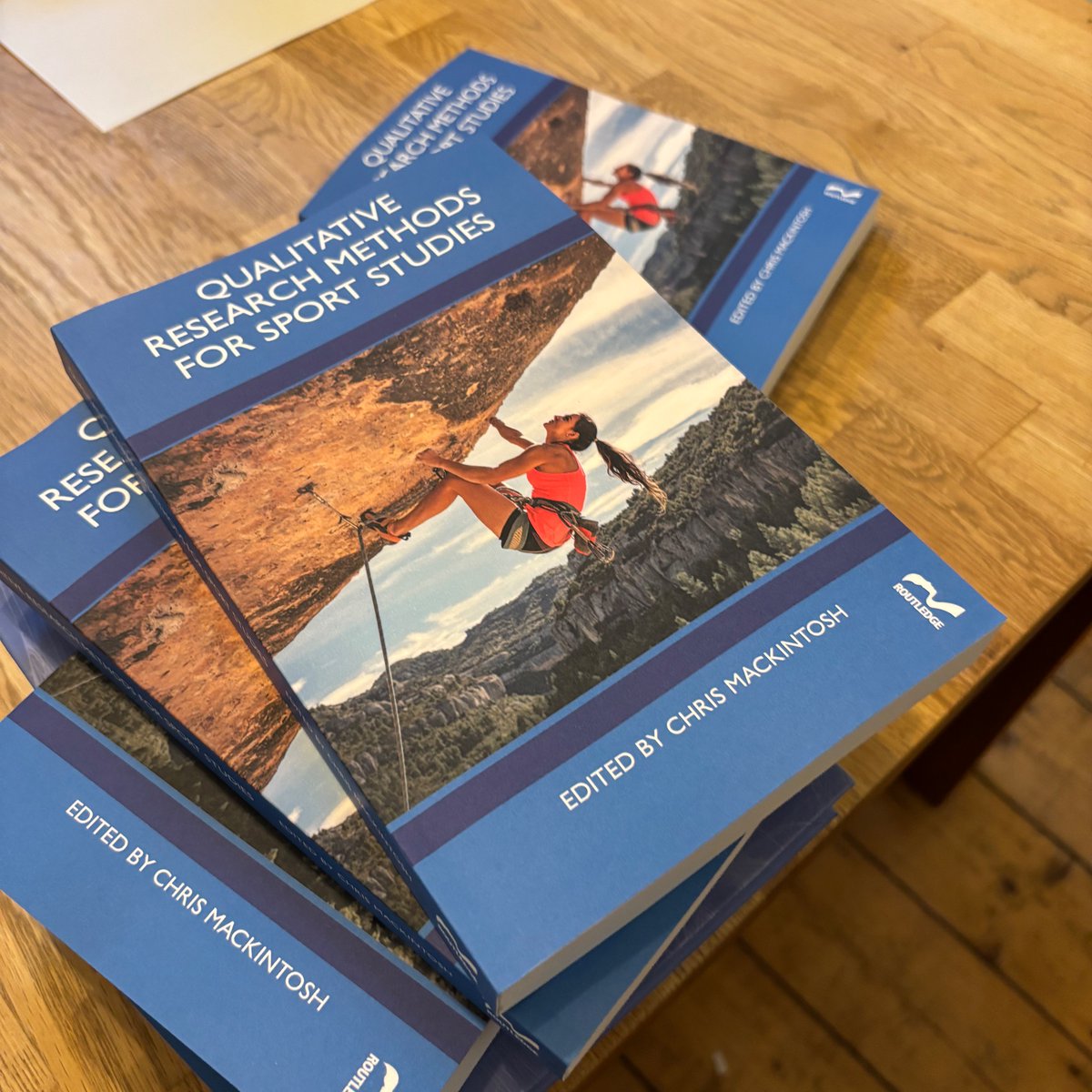 DrChrisMackintosh tweet media