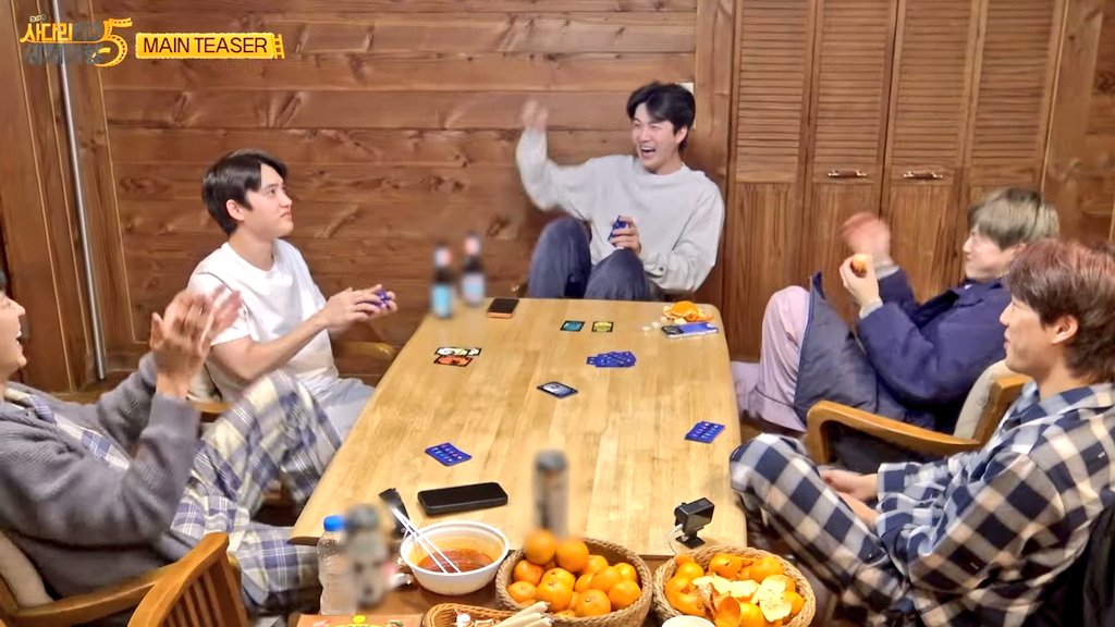 Ohshmi's tweet image. "Let's be happy".💗