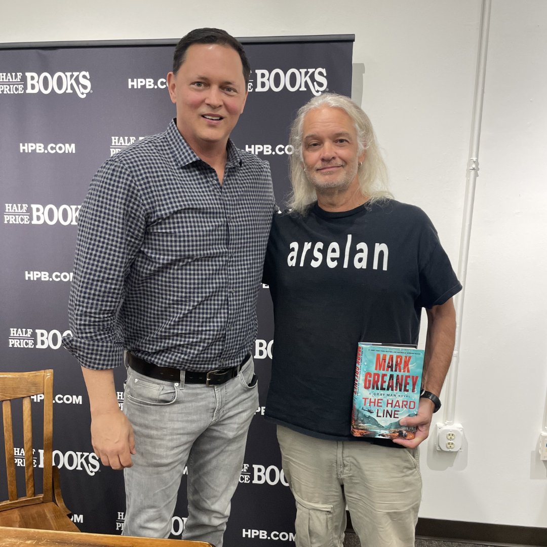 JTShullbooks's tweet image. Great to see @MarkGreaneyBook at @halfpricebooks in Dallas. Check out his 15th Gray Man novel, THE HARD LINE