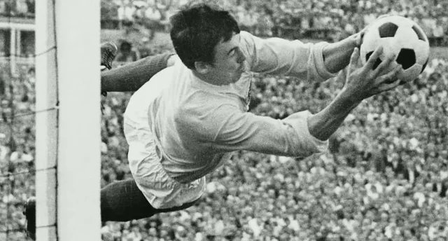 FootballRetroPlus tweet media