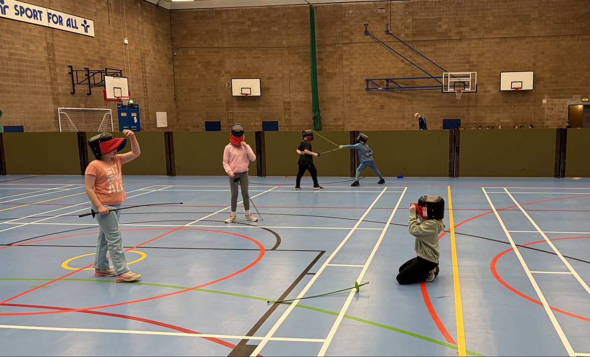 Ashton Fencing Club tweet media