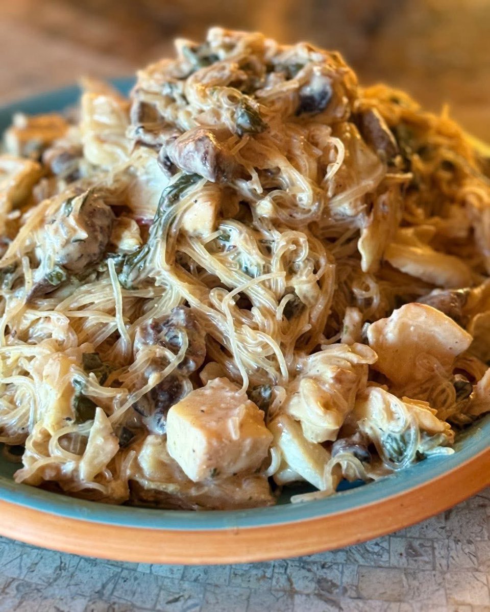 RAWChefAndrea's tweet image. Luckiest woman on earth 🌍

Roses. Chocolates. A handmade amulet. Pastel lingerie from the UK. A heartbeat teddy for Maverick.
One gift worth more than a car. 😳

Projection isn’t truth. Abundance flows quietly.

#Favored #Aligned #Grateful #abundance