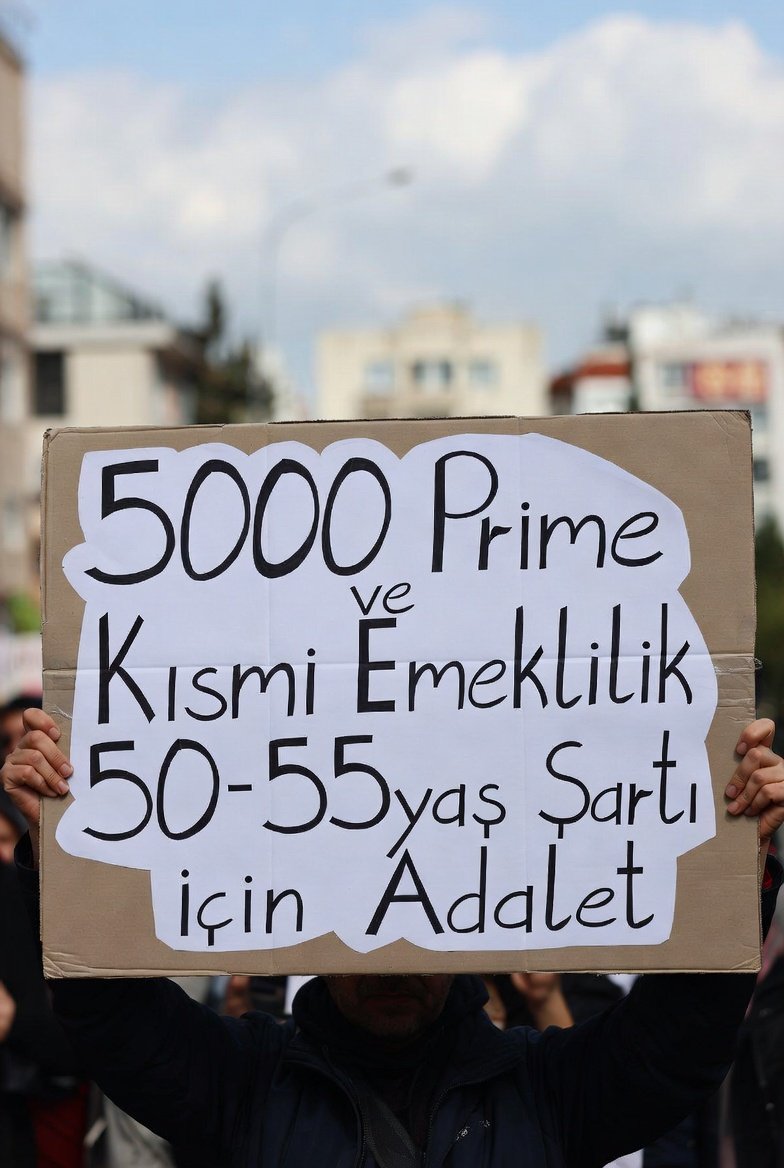 5000 Kısmi Alın Terini Gasp Edildi...!!!!
<a href="/RTErdogan/">Recep Tayyip Erdoğan</a> 
<a href="/isikhanvedat/">Prof. Dr. Vedat Işıkhan</a> 
#5000KısmiAslaVazgeçmez
#EmekliSandıktaAffetmez