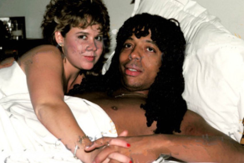 nicksaysboo tweet media