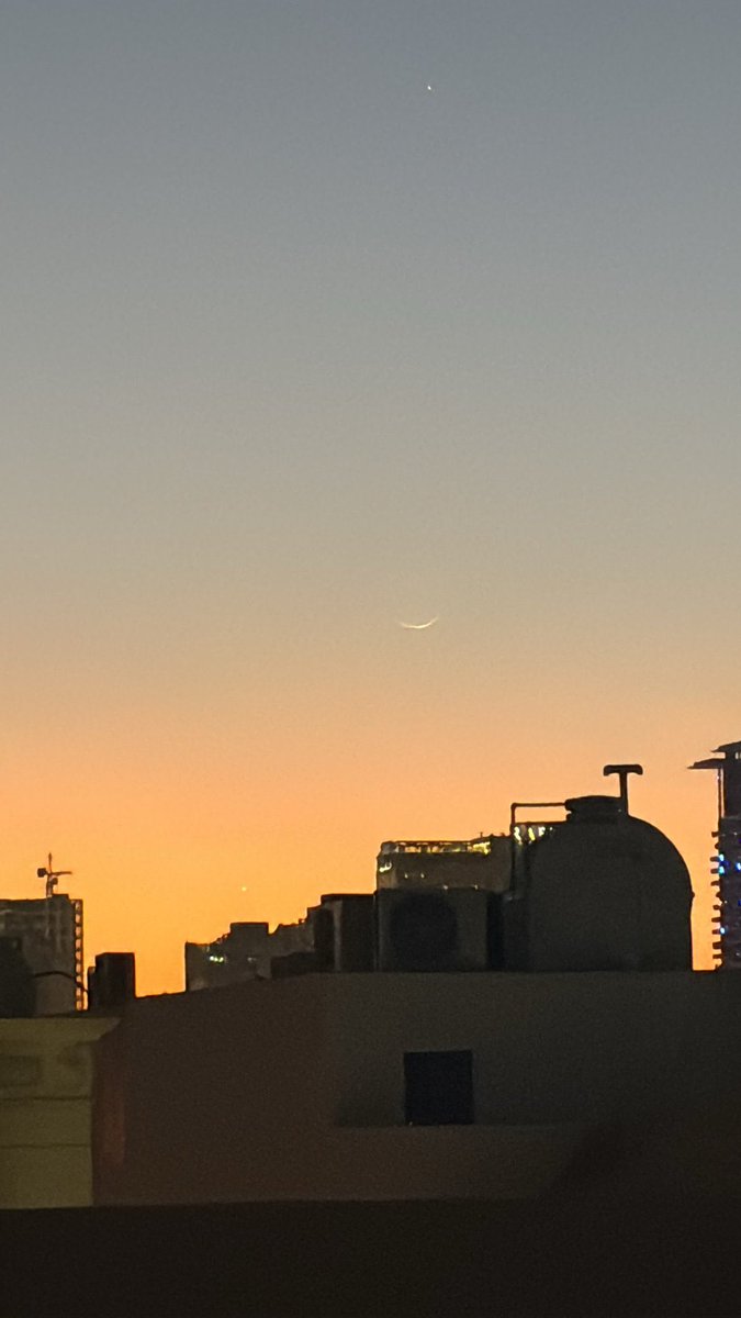 اهل عمان

شاهدوا هلال رمضان مغرب اليوم بشكل واضح

غداً يوافق الاول من رمضان في عمان 
.