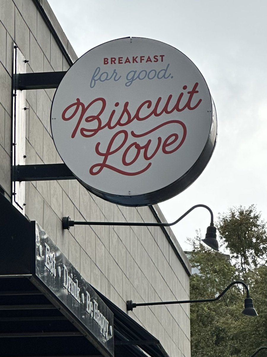 joannpip's tweet image. #WhateverWednesday #Signage #Photography #NashvilleTN